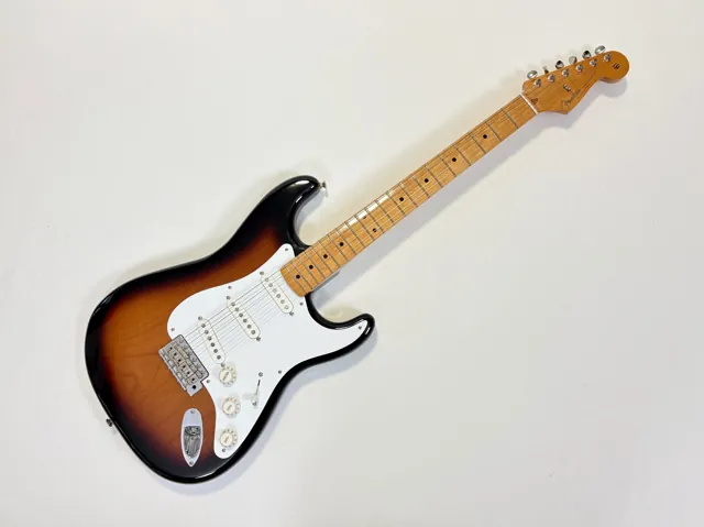 Fender Stratocaster ’50s Vintera II 2023 Sunburst - Image 1