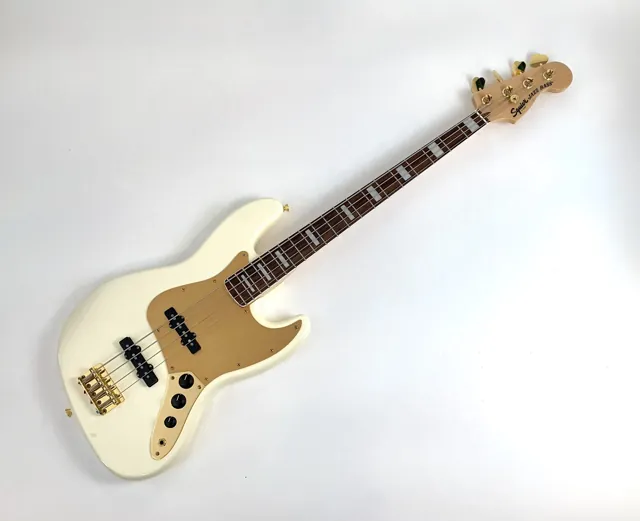 Squier Jazz Bass 40th Anniversary Gold Edition 2022 Olympic White - Image 1