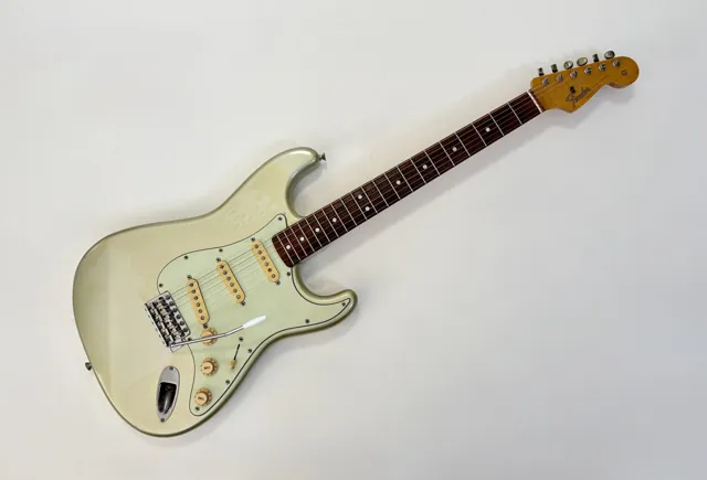Fender Stratocaster ST-65 Inca Silver 1995-1996 Japan - Image 1