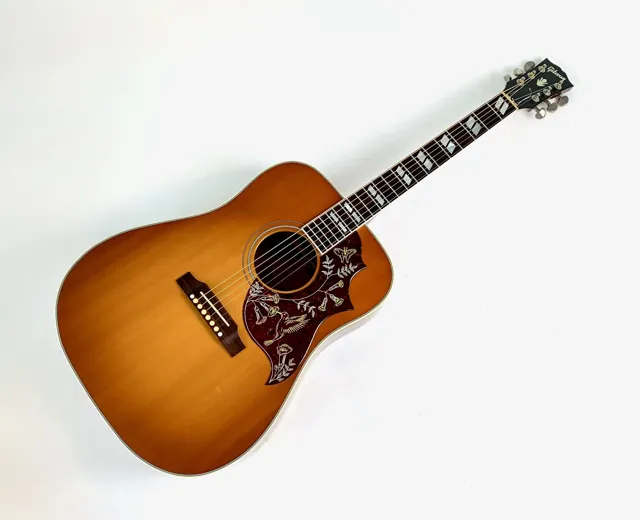 Gibson Hummingbird 2006 Heritage Cherry Sunburst - Image 1