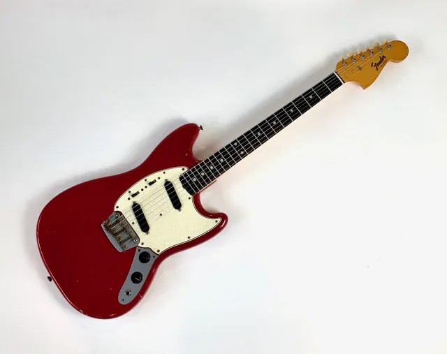 Fender Duo-Sonic II 1965 Dakota Red