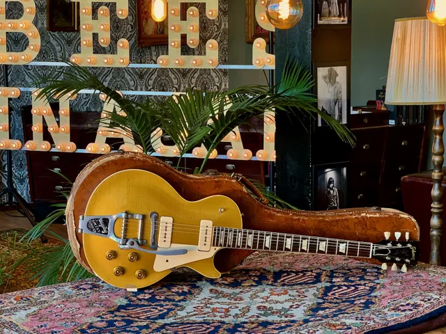 1953 Gibson Les Paul Goldtop w/ Bigsby + case