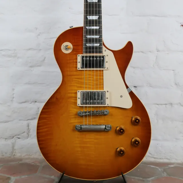 2002 Gibson Les Paul R8 - Image 1