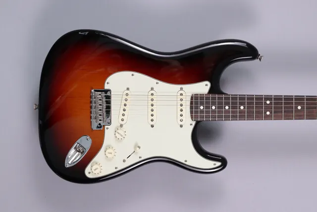Fender Stratocaster AM Pro RW 3TS – used - Image 1