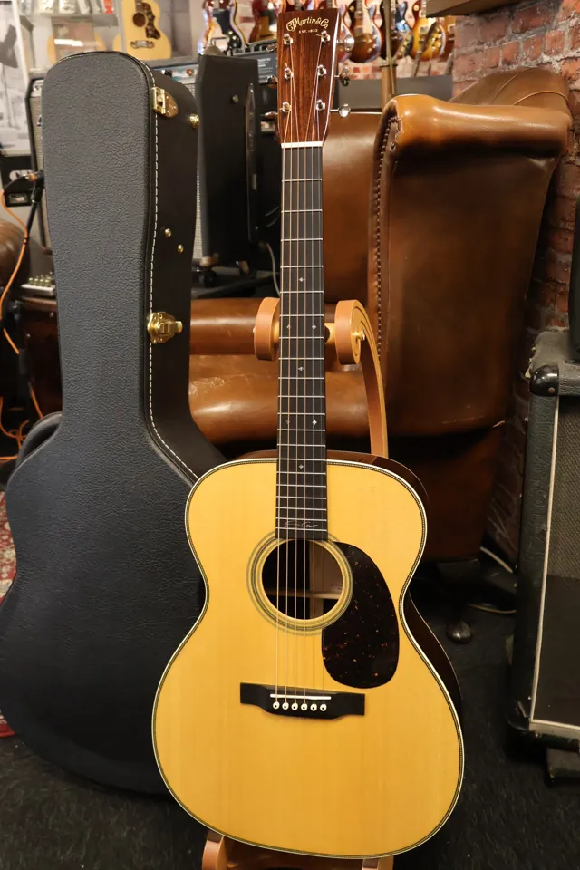 Martin 00028EC Eric Clapton Signature Model (USED) - Image 1