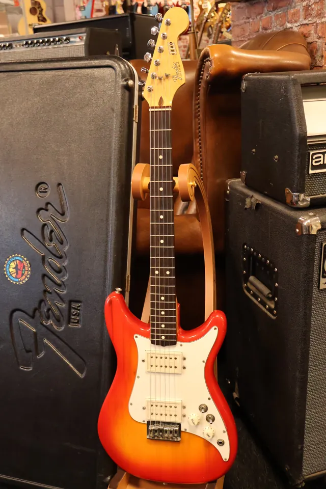 Fender 1980 Lead III Cherry Burst - Image 1