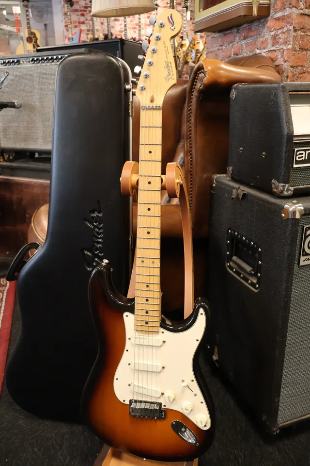 Fender 1994 American Stratocaster Plus 40th Anniversary - Image 1