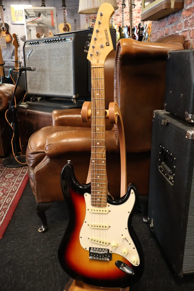 DiMavery Stratocaster Sunburst (Used) - Image 1