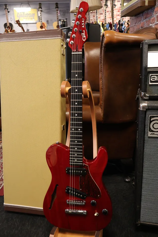 G&L Asat Thinline USA (Used) - Image 1