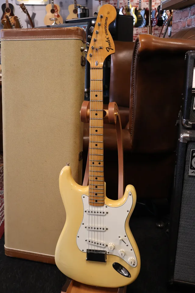 Fender 1974 Stratocaster Hardtail Olympic White - Image 1