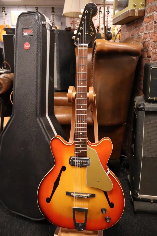 Fender 1966 Coronado I Sunburst - Image 1