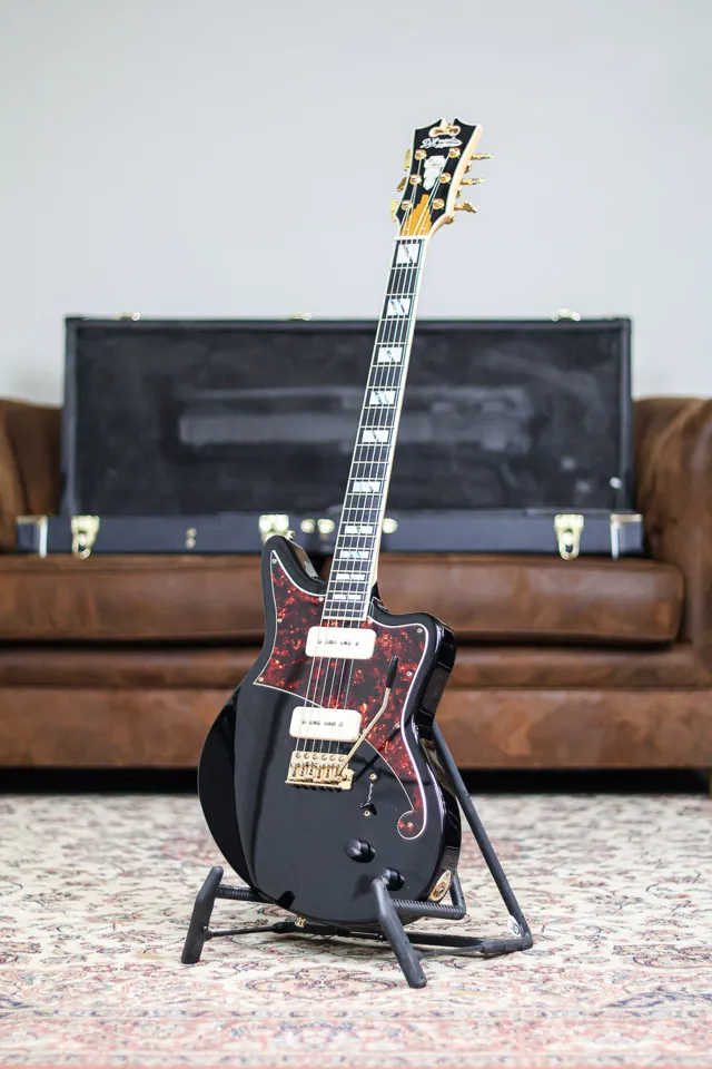 D'Angelico Bedford Deluxe 2022 | Black - Image 1