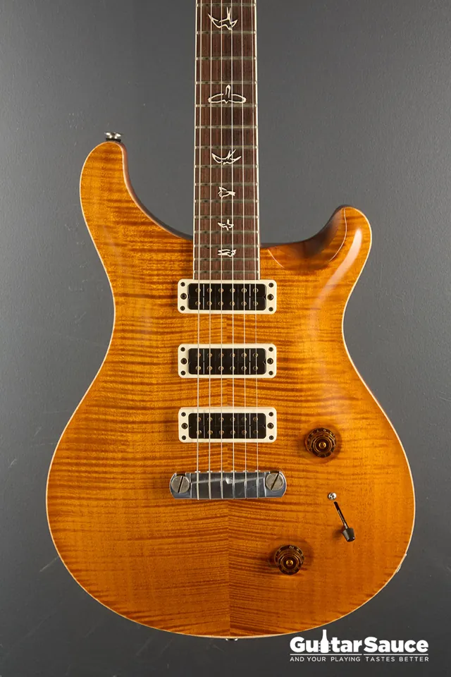 PRS Modern Eagle III 25th anniversary Amber 2010 Used - Image 1