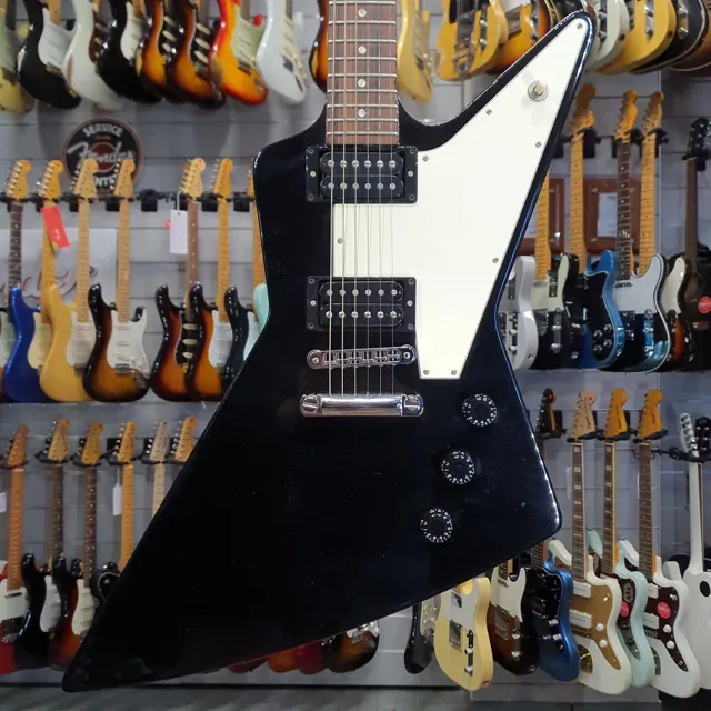 Gibson Explorer Ebony Black 2000 - Image 1