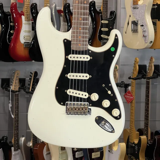 Fender Custom Shop 62 Stratocaster Relic Antique Olympic White - Image 1