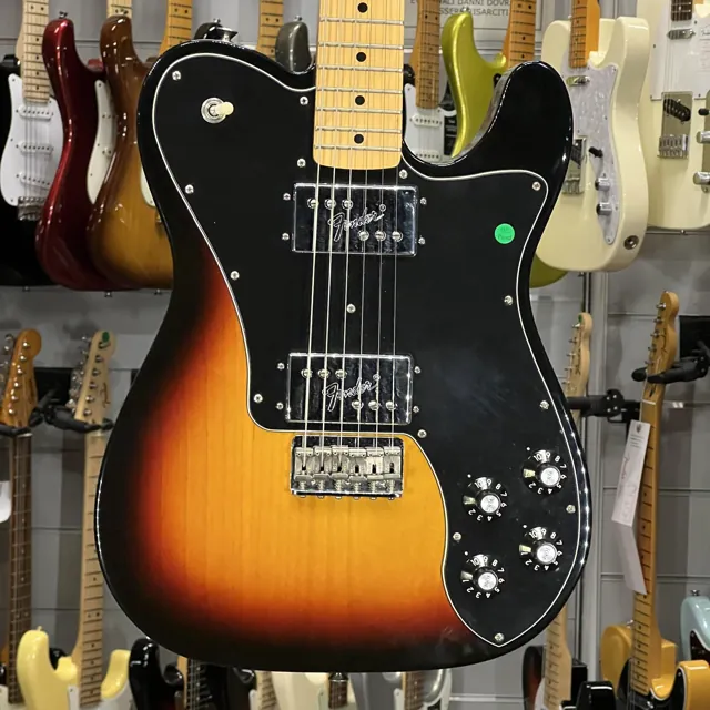 Fender Classic Series 72 Telecaster Deluxe Sunburst - Image 1