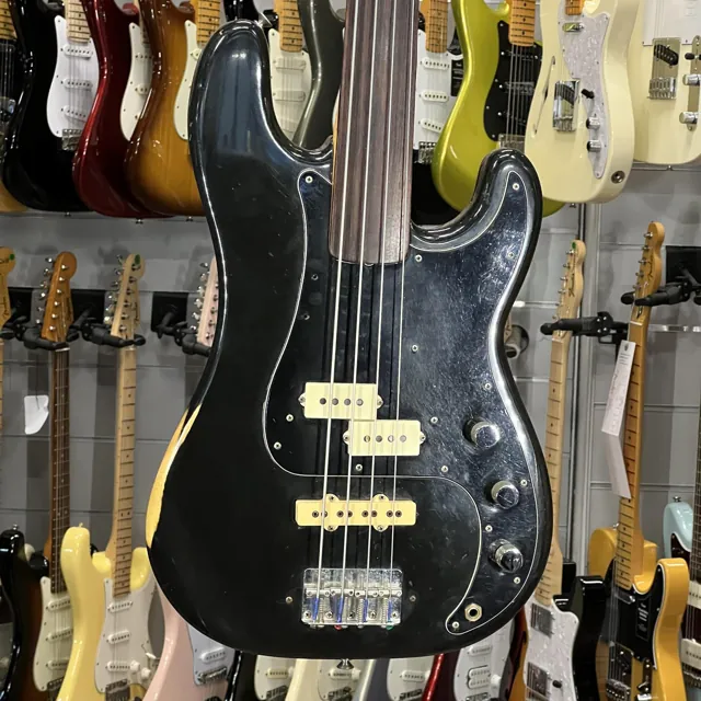 Fender 1980 Precision Fretless Black Mod Pj - Image 1