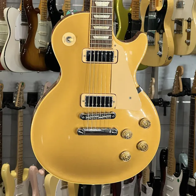 Gibson Les Paul Deluxe Gold Top 2007 Ltd 400 Pc - Image 1