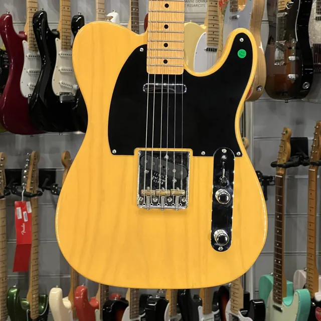 Fender American Vintage Telecaster 52 Butterscotch Blonde 2002 - Image 1