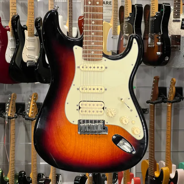 Fender American Deluxe Stratocaster Hss 3 Color Sunburst 2014 - Image 1