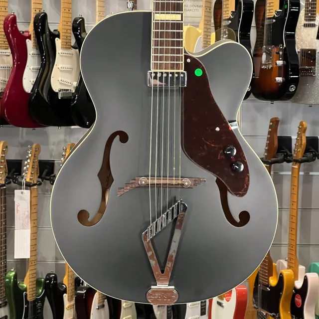 Gretsch Syncromatic G100ce Flat Black Archtop + Hard Case - Image 1