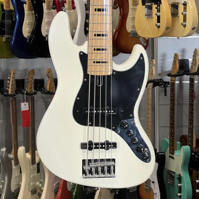 Sire By Marcus Miller V7 2nd Gen White Bass - Image 1