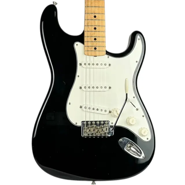 Fender Japan Standard Stratocaster 1993-1994 - Black - Vintage - Image 1