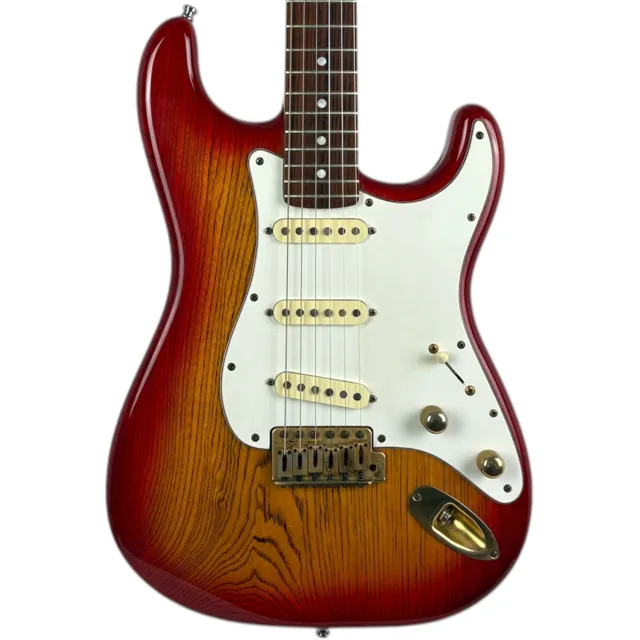 ESP 800 Series Stratocaster 1995 - Cherry Sunburst - Vintage Japan - Image 1
