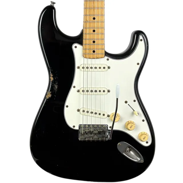 Fender Japan 72 Reissue Stratocaster 1997-2000 - Black - Image 1