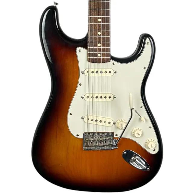 Fender American Vintage 62 Reissue Stratocaster 2001 - Sunburst - Image 1