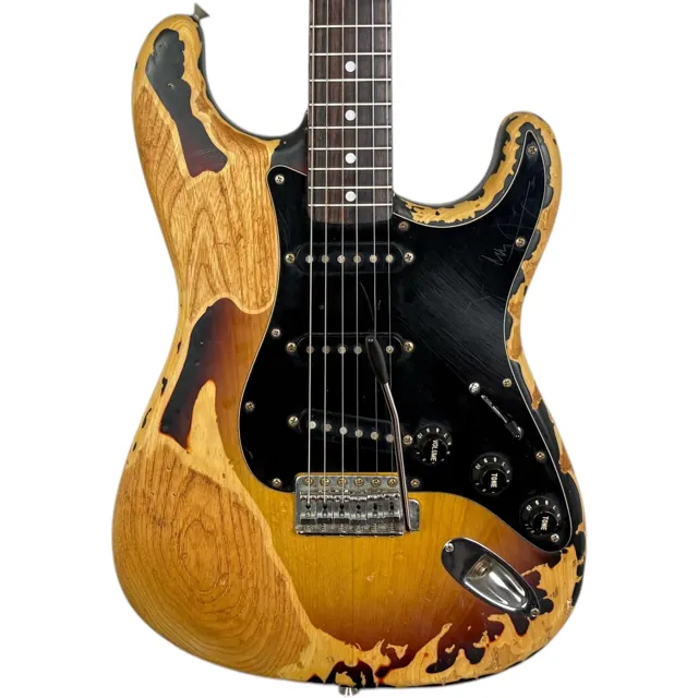 Fender Japan 72 Reissue Stratocaster 1984-1987 - Heavy Relic Sunburst - Image 1