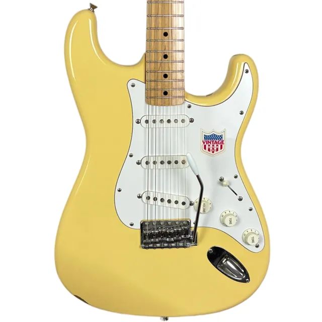 Fender Japan 72 Reissue Stratocaster 1999-2002 - Vintage White - Image 1