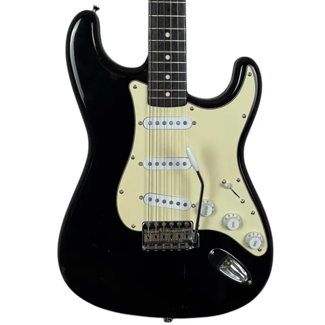 Fender Japan 62 Reissue Stratocaster 1990-1991 - Black - Image 1