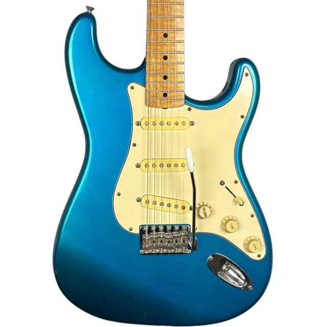 Fender Japan ST-43J Stratocaster 1993-1994 - Lake Placid Blue - Image 1