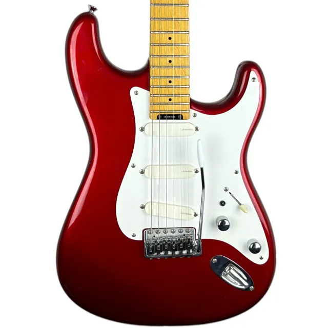 Blade Levinson Stratocaster 1990-1991 - Candy Apple Red - Image 1