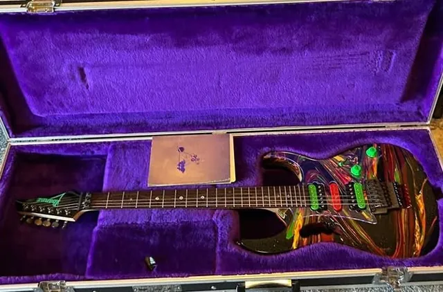 Ibanez JEM Y2K DNA Steve Vai Swirl Serial# 119 of 200 - Image 1