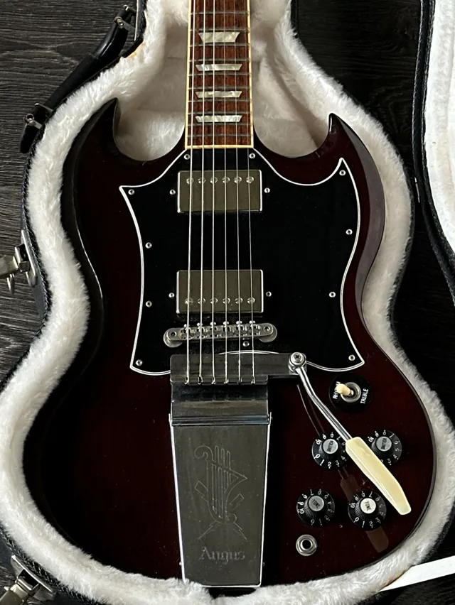 Gibson SG Angus Young Signature Model with Vibrola - Image 1