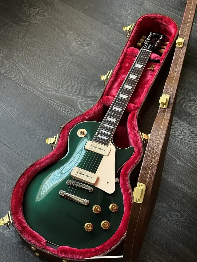 2025 Gibson Les Paul Standard P90 British Racing Green Exclusive - Image 1