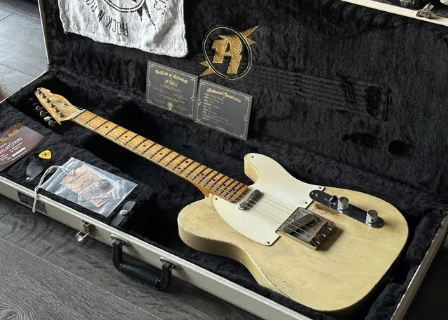 2020 Rock 'N' Roll Relics Richards Tele Aged White Ash Body Mojotone Pickups - Image 1