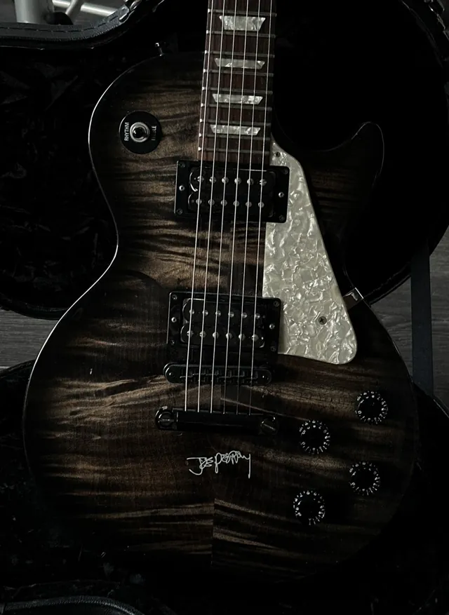1997 Gibson Les Paul Joe Perry Signature Wild Flame with Case - Image 1