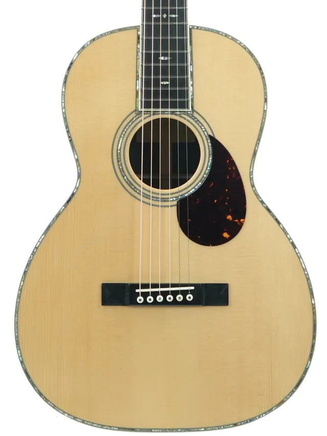 Eastman E40OO 12 Fret Indian Rosewood Adirondack Spruce 2022 - Image 1